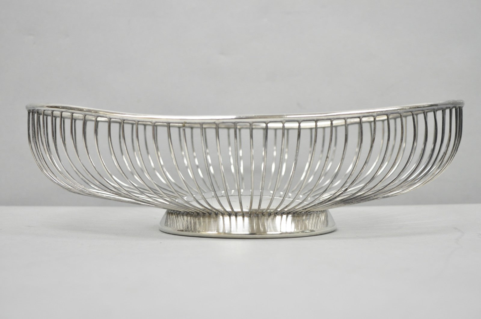 Vintage Mid Century Modern Eales Italy Silver Plated Wire Fruit Bread Basket