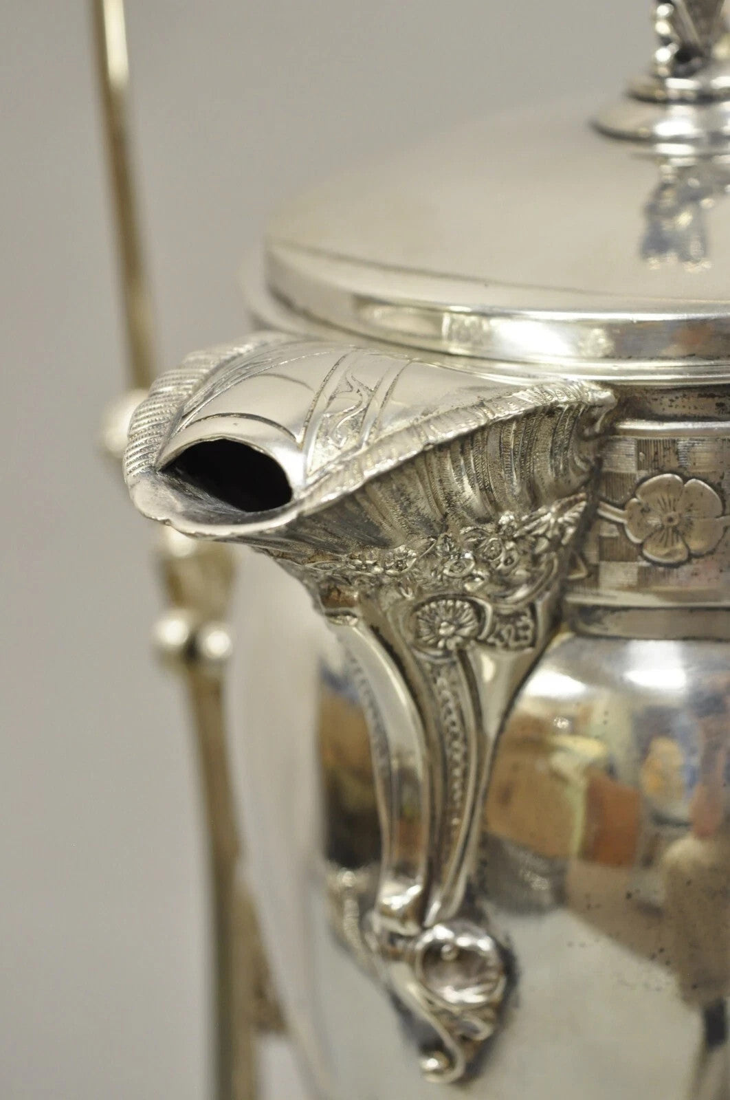 Antique Wilcox Silver Plated Victorian Ornate Tilt Stand Water Lemonade Pitcher