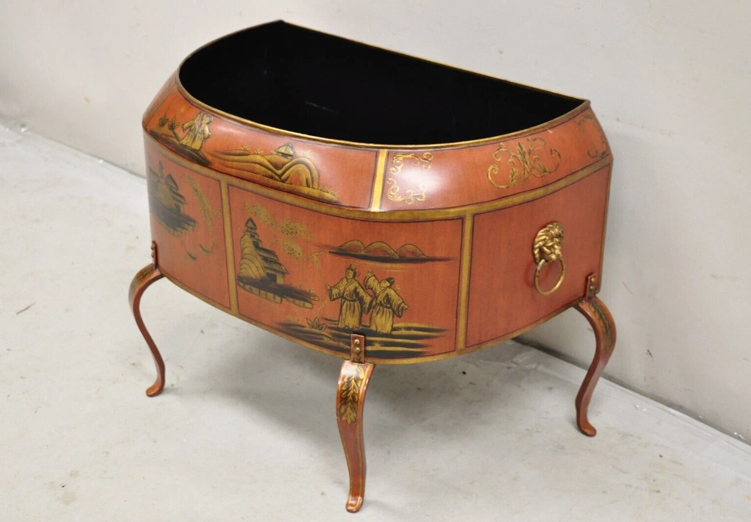 Italian Red Tole Metal Chinoiserie Gilt Decorated Floor Jardiniere Planter Pot
