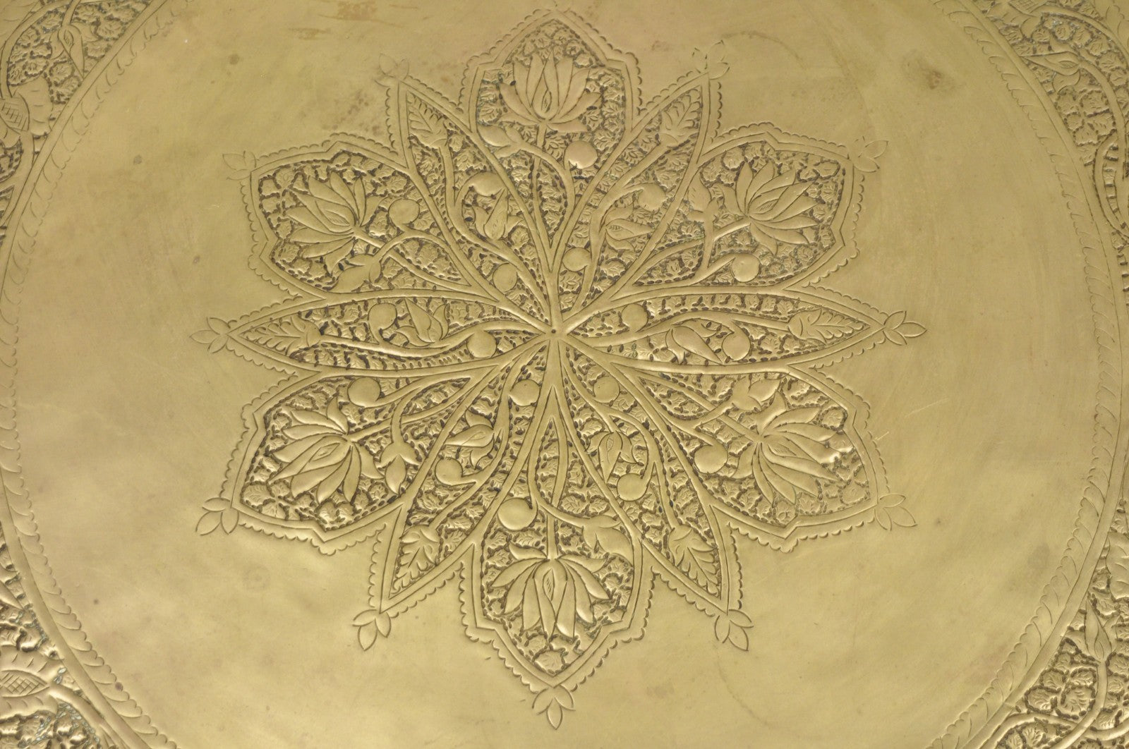 Vintage Moroccan 40" Round Brass Tray Top Teak Folding Spider Leg Coffee Table