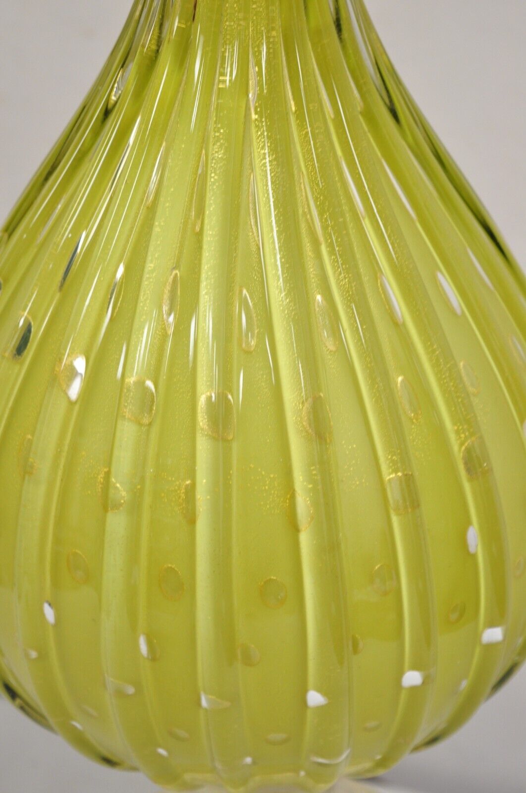 Vintage Mid Century Modern Italian Murano Green & Gold Blown Glass Table Lamp