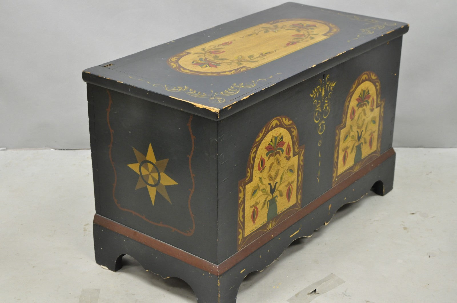 Antique Pennsylvania Dutch Colonial Blue Hand Painted Blanket Chest Trunk