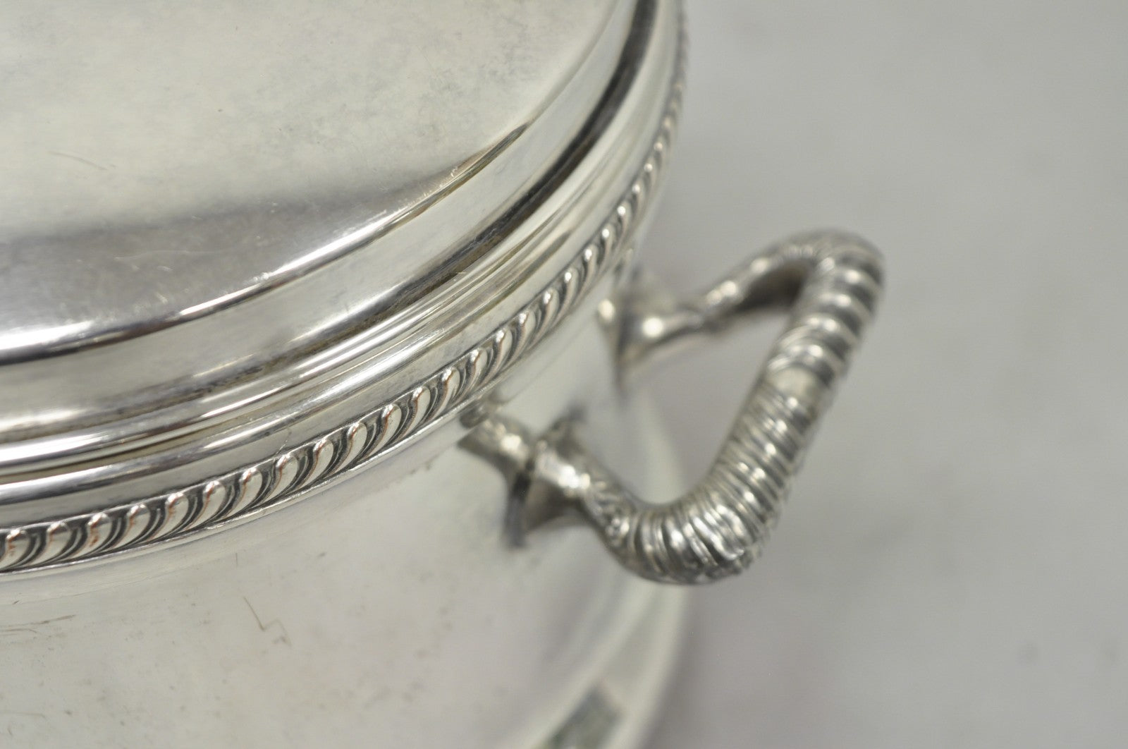 Vintage FB Rogers English Regency Silver Plated Coat of Arms Covered Ice Bucket