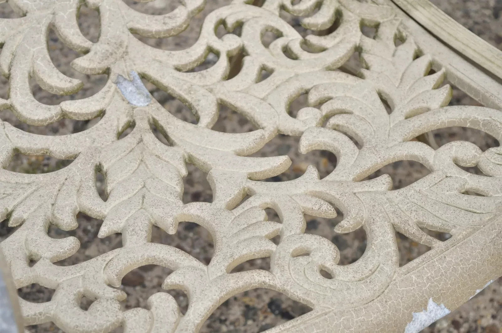 Cast Aluminum Leafy Scroll Outdoor Patio Dining Arm Chairs - Set of 4