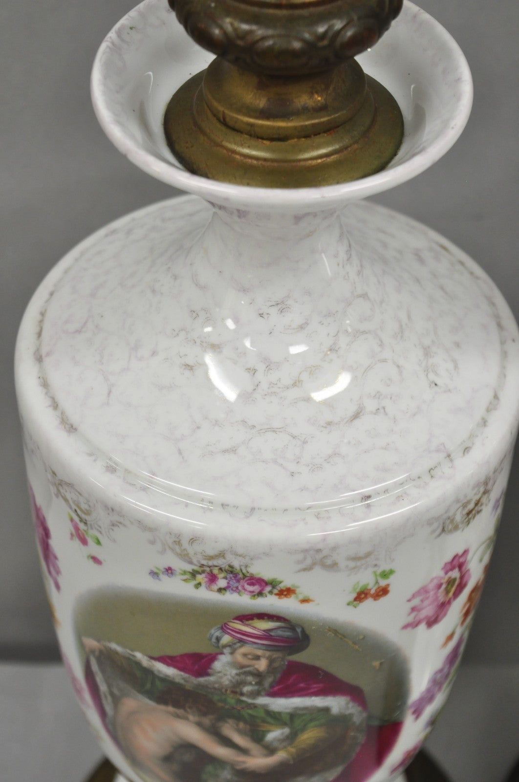 Antique French Renaissance Victorian Porcelain Urn Figural Cameo Table Lamp Pair