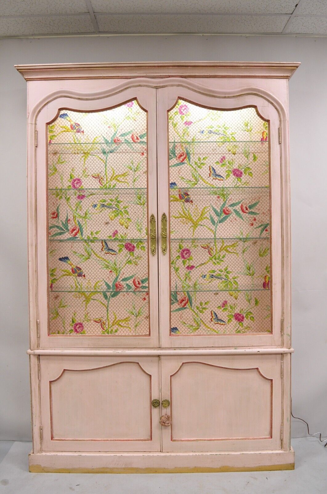 Antique Italian Venetian Pink Painted Chinoiserie Large China Display Cabinet