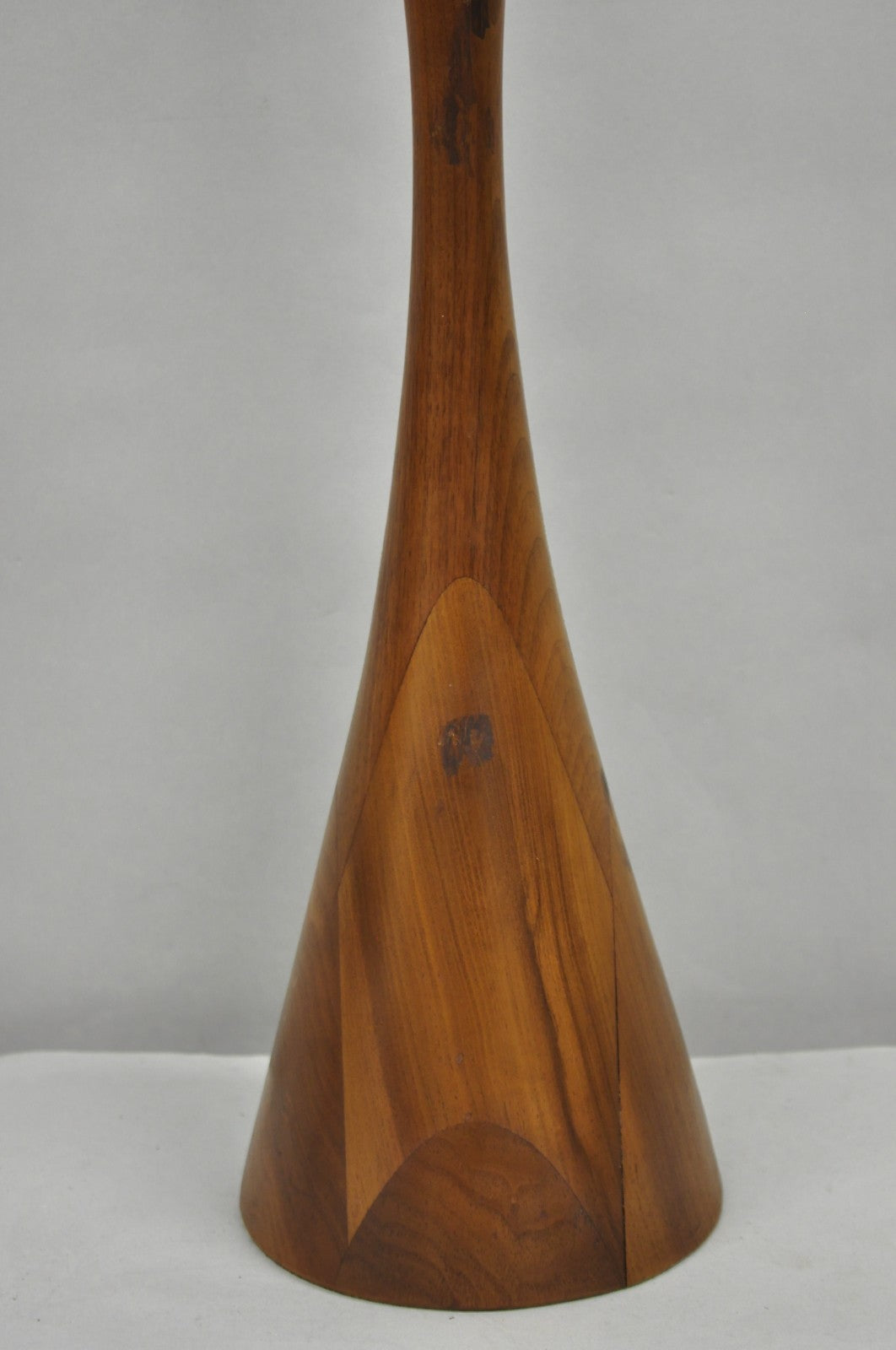 Vintage Mid Century Modern Sculptural Walnut Wood Danish Modernist Table Lamp