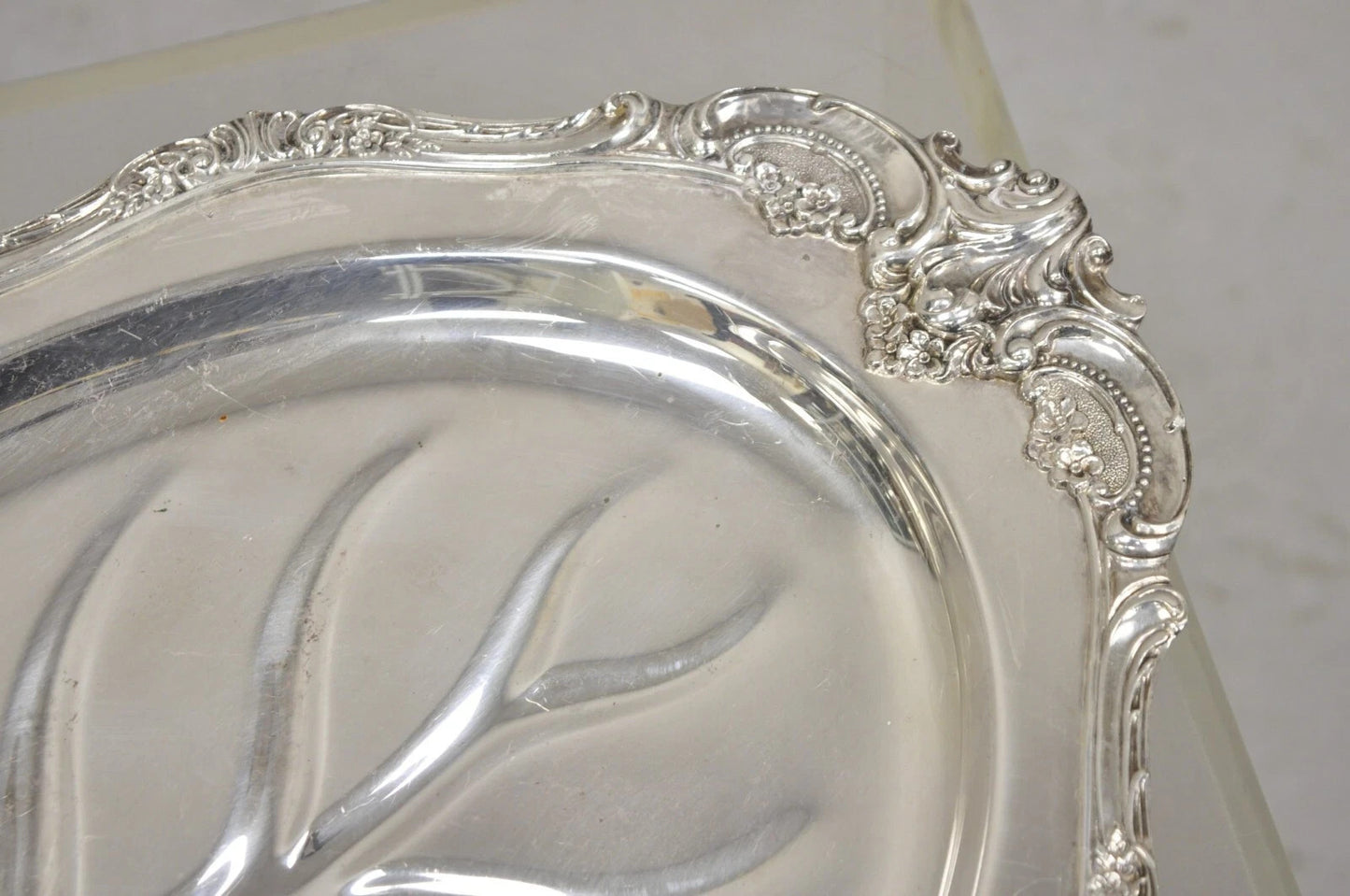 Vintage Baroque by Wallace 259 Silver Plated Meat Cutlery Serving Platter Tray