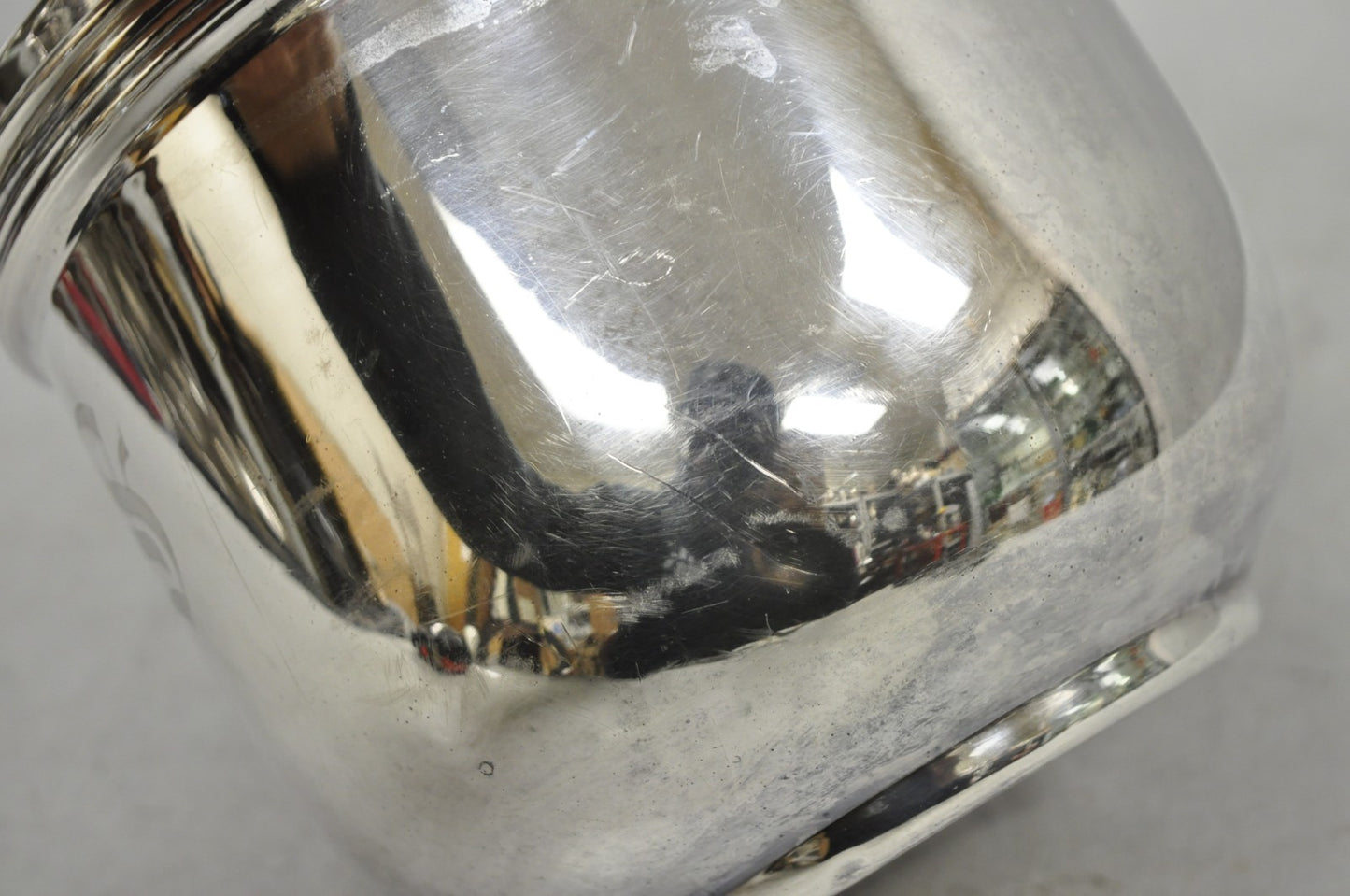 Vintage Art Deco Silver Plated Reticulating Hinge Bar Ice Bucket w/ "S" Monogram