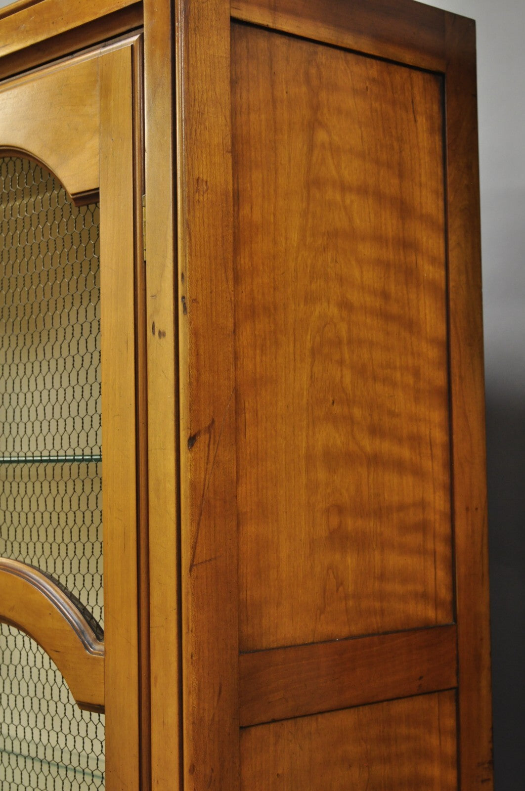 Vintage Baker Hollywood Regency Cherry Wood 2 Door Curio Cabinet Bookcase - Pair