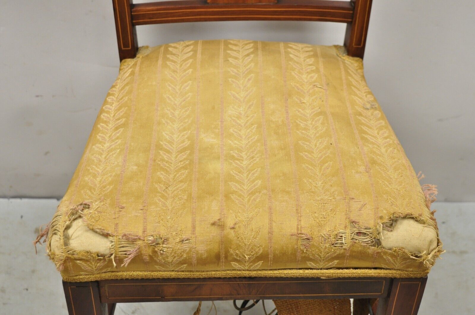 Antique Edwardian Mahogany Side Chair with Pencil and Pinwheel Inlay