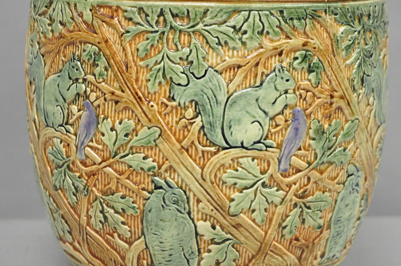 Weller Clinton Art Pottery Green Glazed Squirrel & Acorn Planter Jardinière