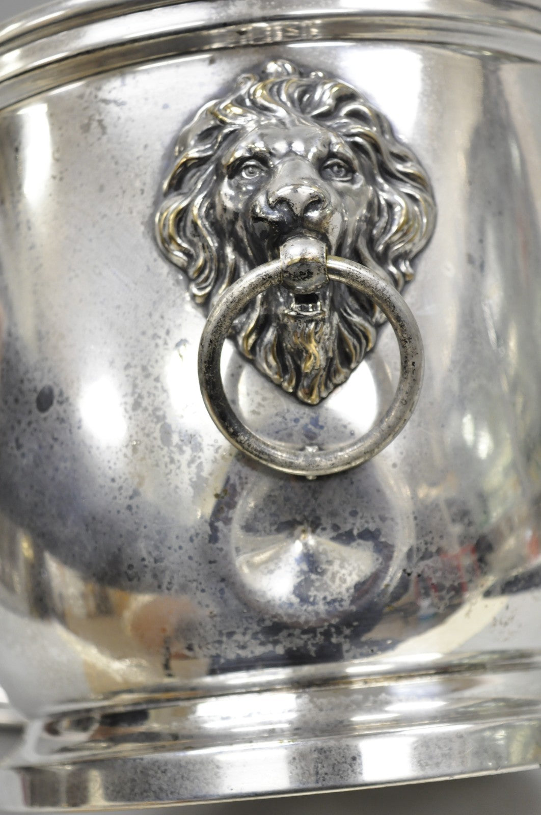 Vintage English Regency Winthrop Silver Plated Lion Handle Covered Ice Bucket