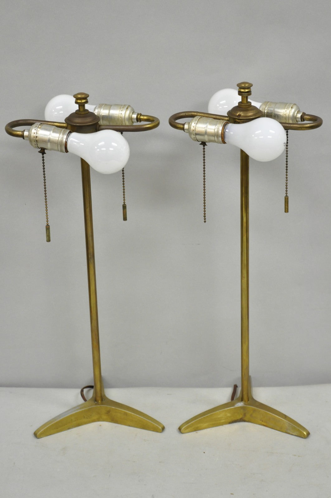 Vintage Gerald Thurston Stiffel Mid Century Modern Brass Tripod Table Lamp Pair