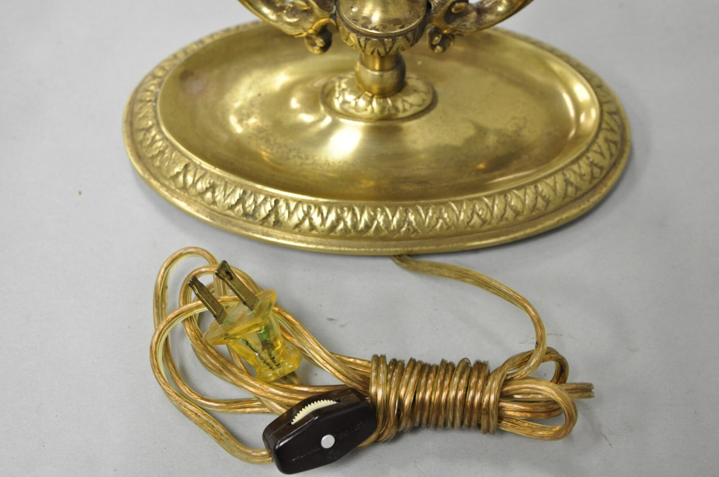 Vintage French Empire Tole Metal Oval Shade Small Brass Bouillotte Desk Lamp