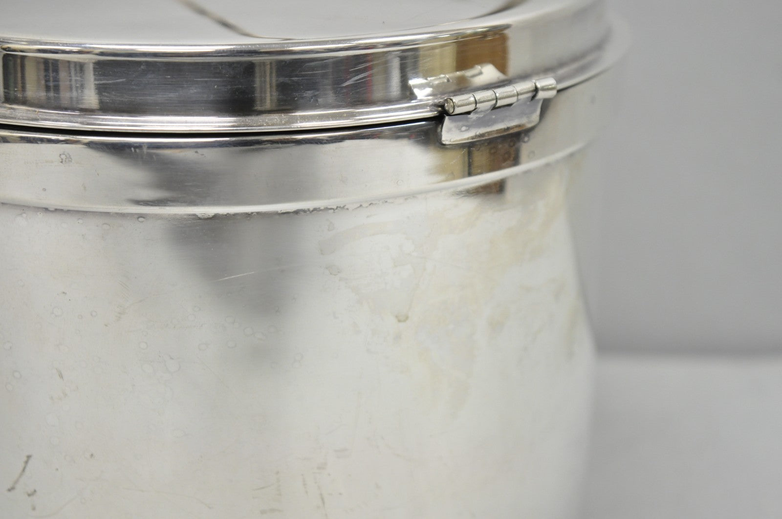 Gorham YC141 Mid Century Modern Silver Plated Reticulating Hinge Ice Bucket