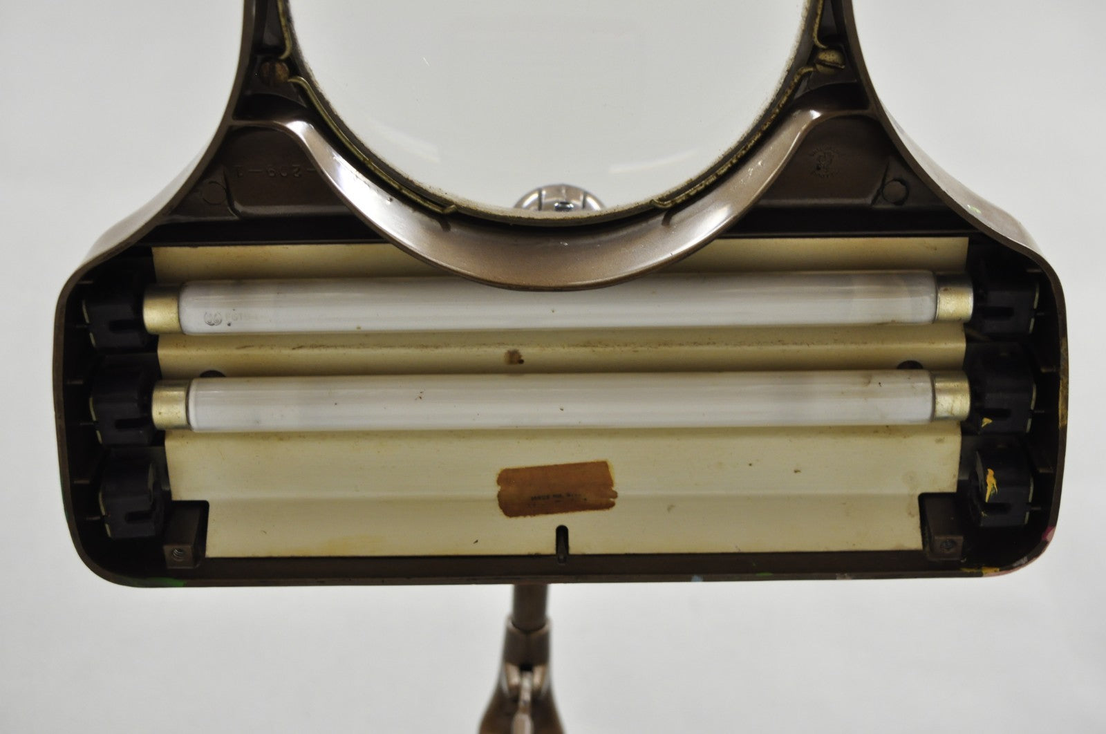 Vintage Dazor Model M-270 Lighted Magnifying Glass Industrial Work Task Lamp