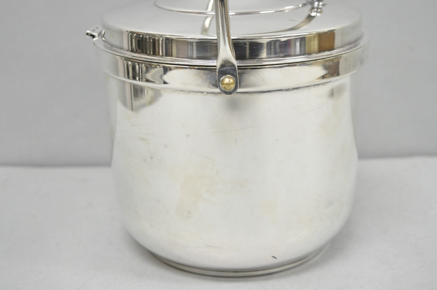 Gorham YC141 Mid Century Modern Silver Plated Reticulating Hinge Ice Bucket