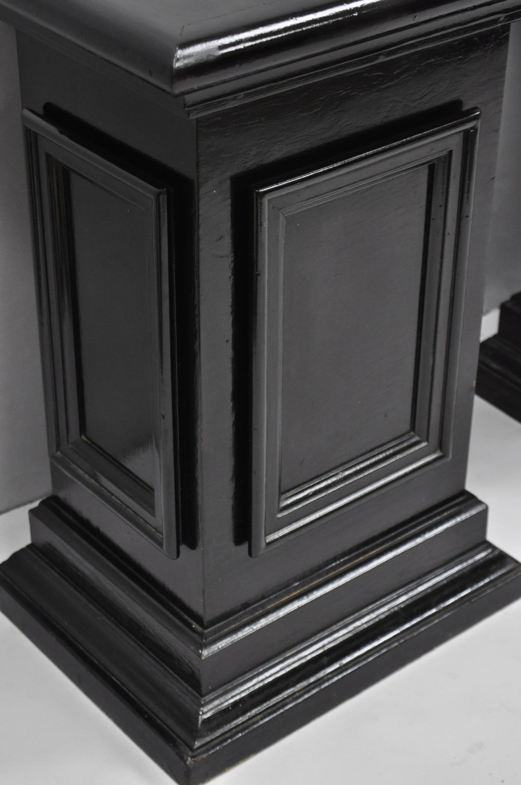 Vintage French Empire Style Black Lacquer Painted Pedestal Column End Table Pair