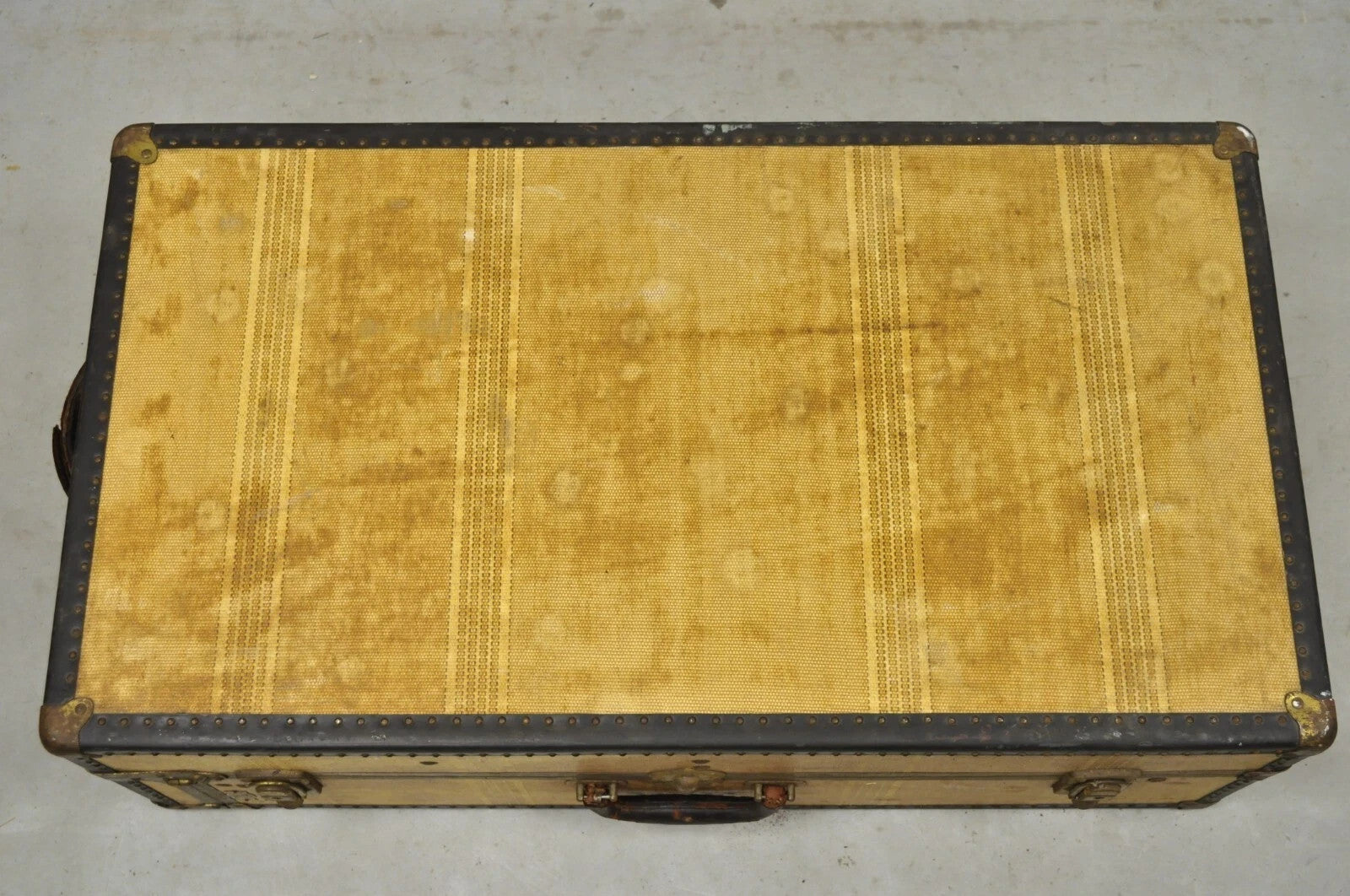 Antique Overland Trunk Wardrobe Fitted Steamer Trunk Hard Luggage Closet