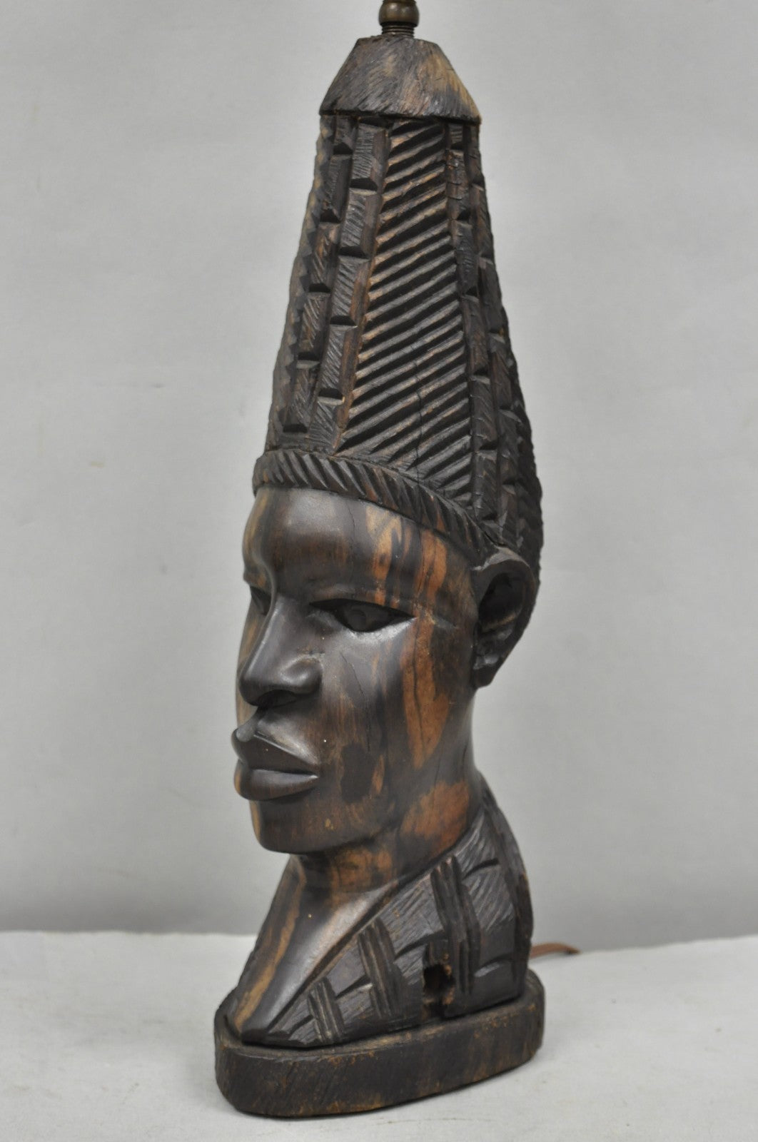 Vintage African Primitive Carved Ebony Wood Benin Bust Head Sculpture Table Lamp