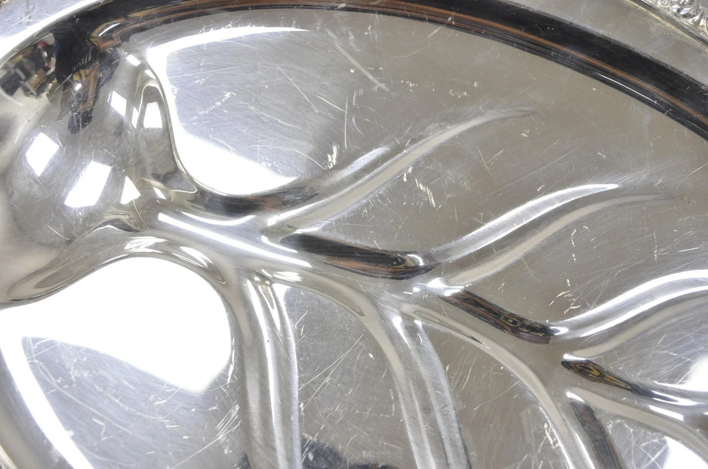 Vintage Baroque by Wallace 259 Silver Plated Meat Cutlery Serving Platter Tray