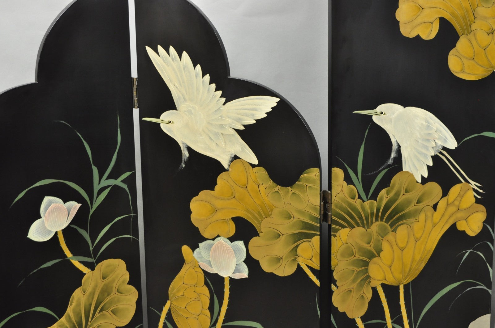 Decorator Chinoiserie Black Lacquer Oriental Painted 4 Panel Room Divider Screen