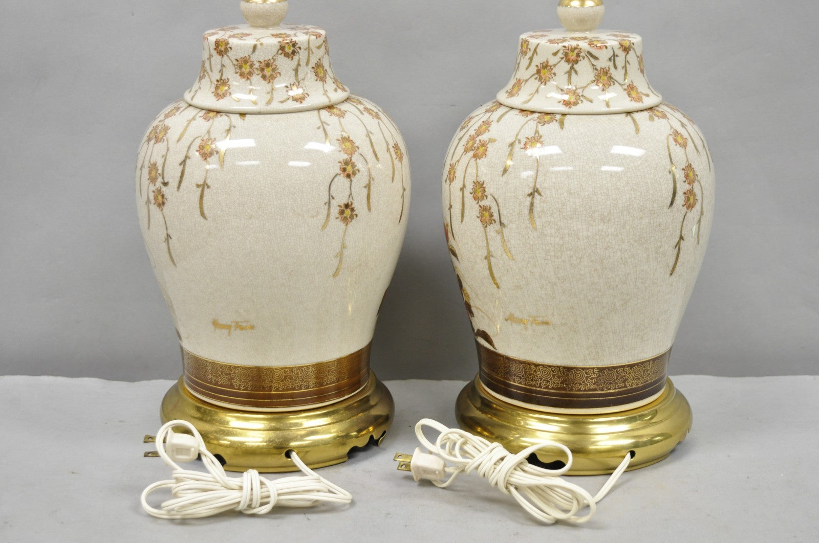 Vintage Chinese Chinoiserie Porcelain Ginger Jar Painted Floral Table Lamp Pair