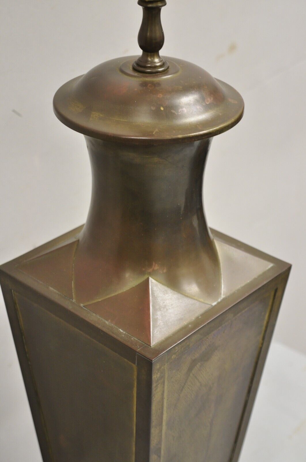 Vintage Chinoiserie Patinated Brass Square Jardiniere Table Lamp Wildwood