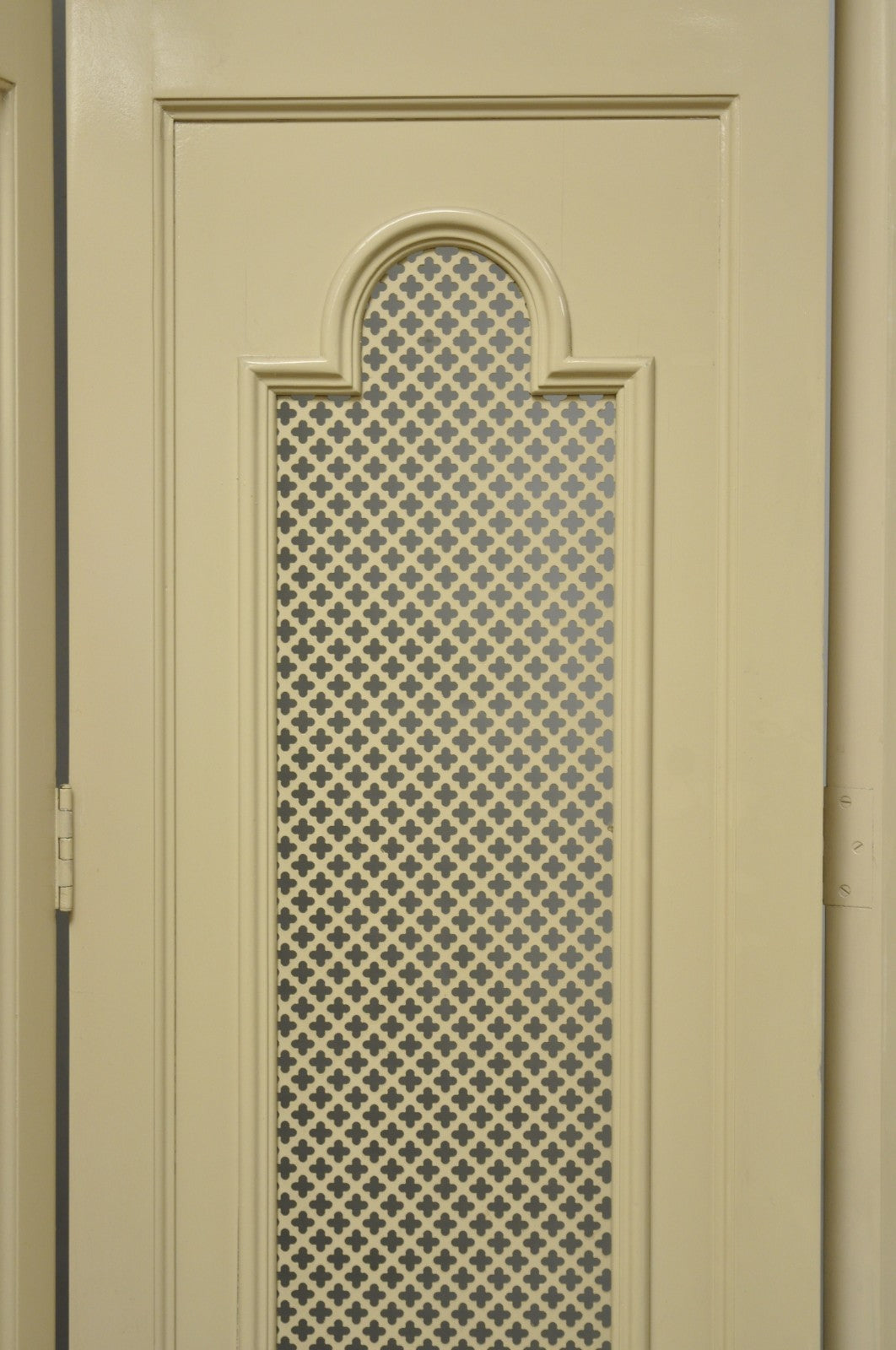 Vintage Lrg Hollywood Regency 92" Tall 6 Panel Bone Lacquer Room Divider Screen