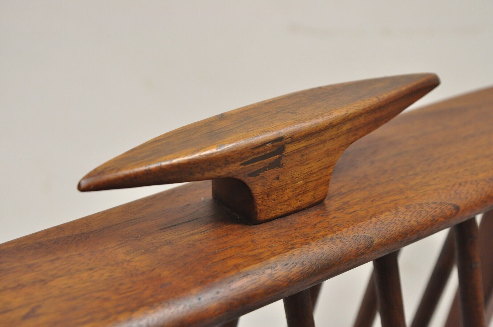 Arthur Umanoff Teak Wood Mid Century Danish Modern Compass Book Magazine Rack