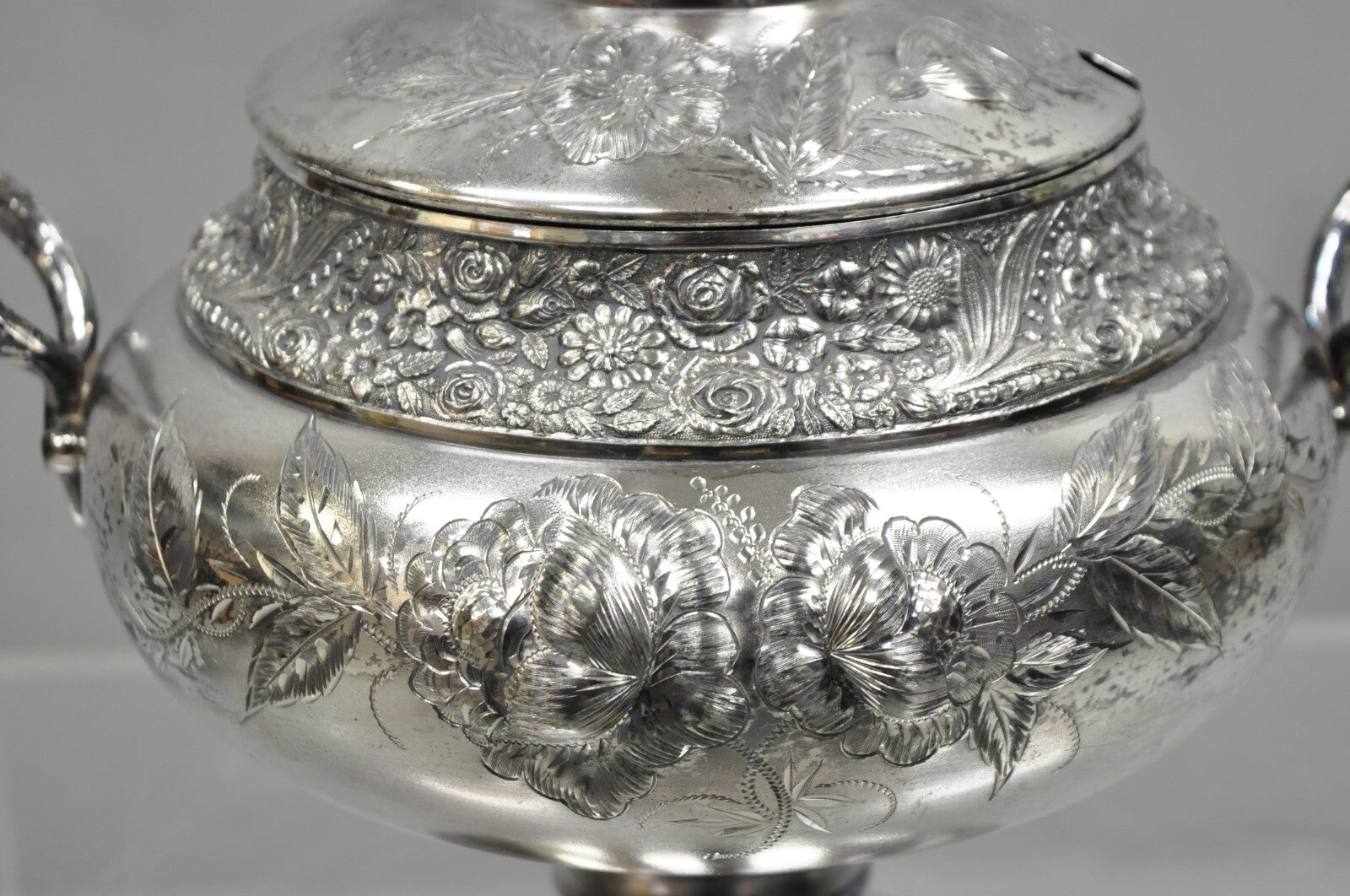 Antique Mead & Robbins Victorian Silver Plated Floral Repousse Fancy Soup Tureen