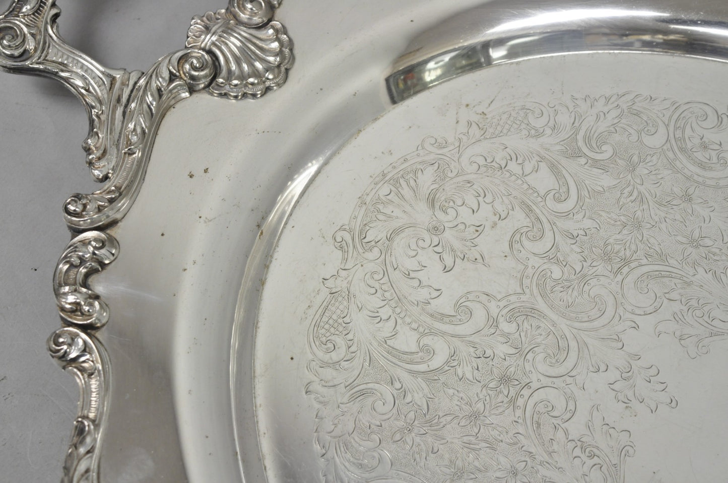 Vintage English Silver Mfg. Silver Plated Large Oval Butlers Platter Bar Tray