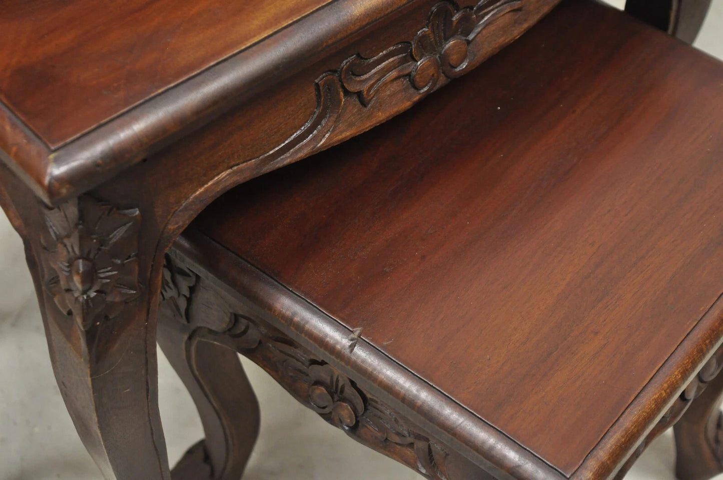 Vintage French Rococo Baroque Style Mahogany Nesting Side Tables - Set of 3