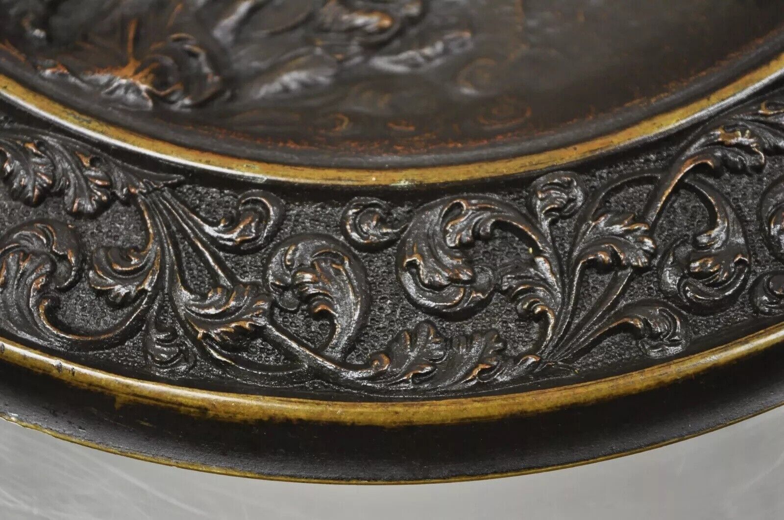 Bronze King Umberto Visiting Cholera Hospital Naples 1884 Dish Wall Plaque
