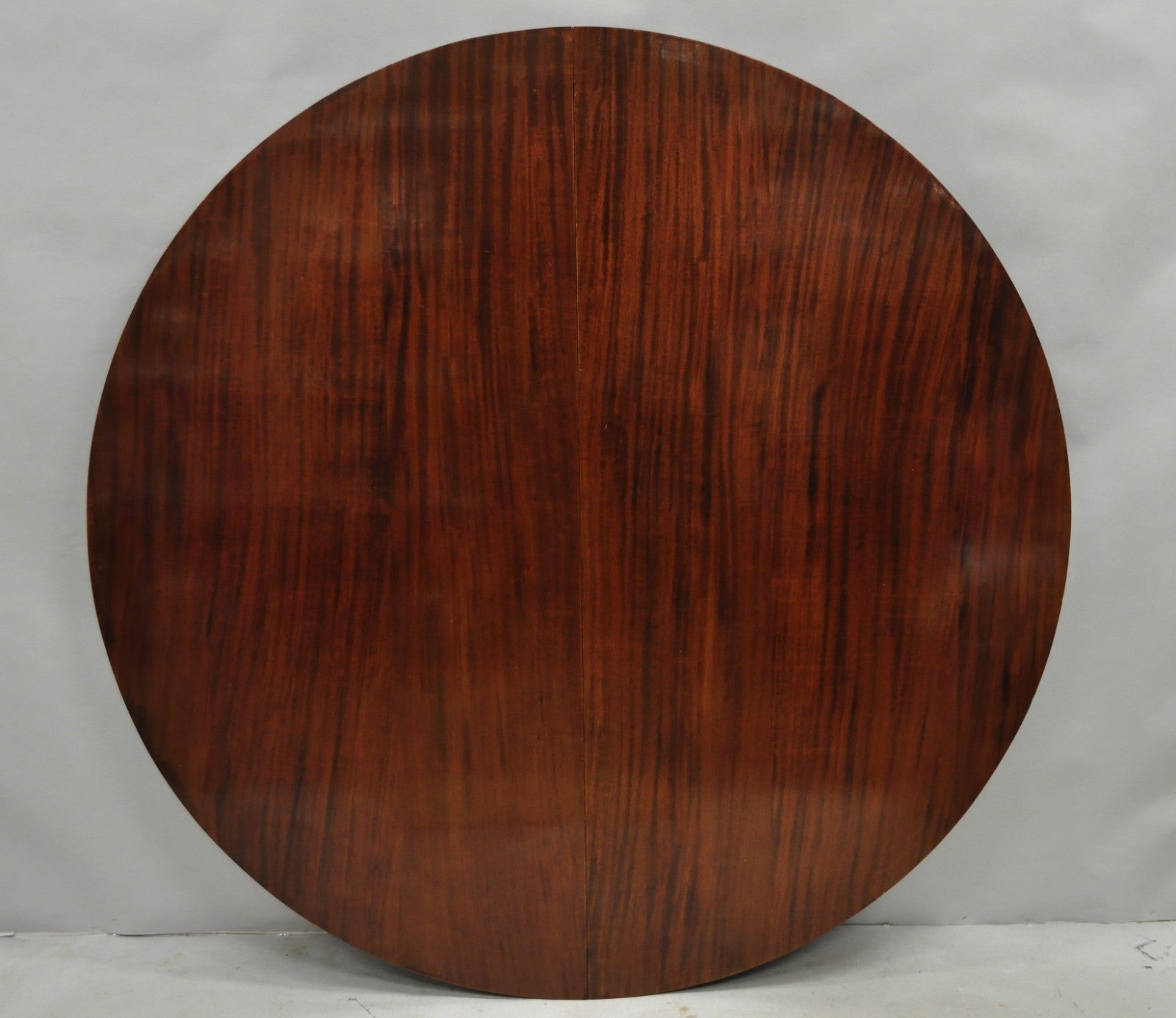 Antique English Regency Round Mahogany Extension Dining Banquet Table w 6 Leaves