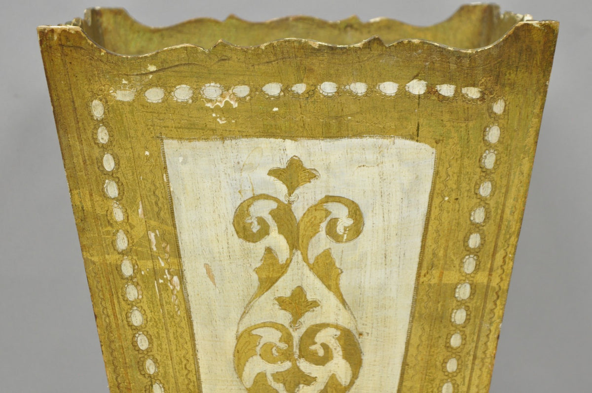 Vintage Italian Florentine Hollywood Regency Gilt Giltwood Wastebasket Trash Can