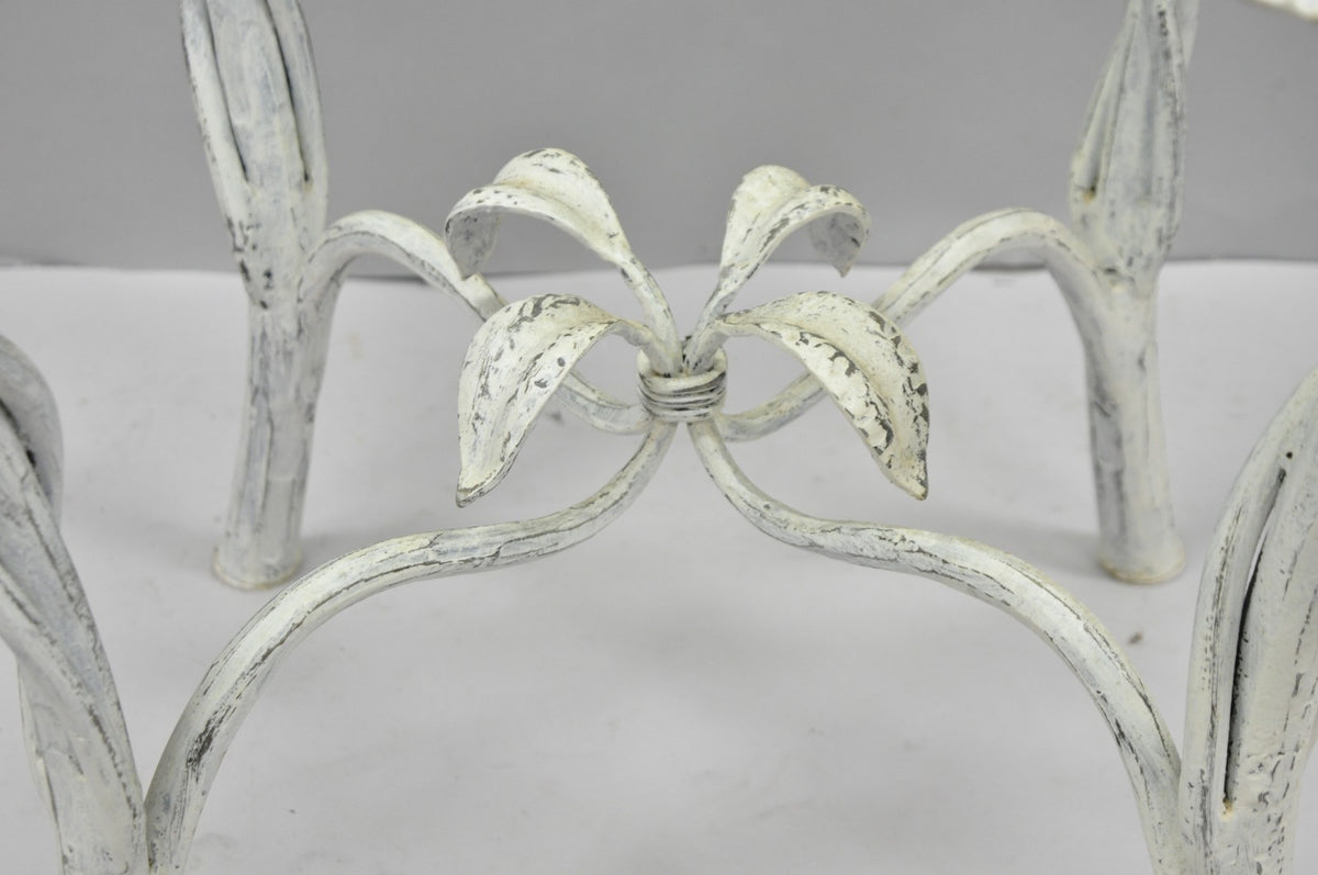 Vintage Italian Hollywood Regency Iron Leafy Scroll Round Occasional Side Table