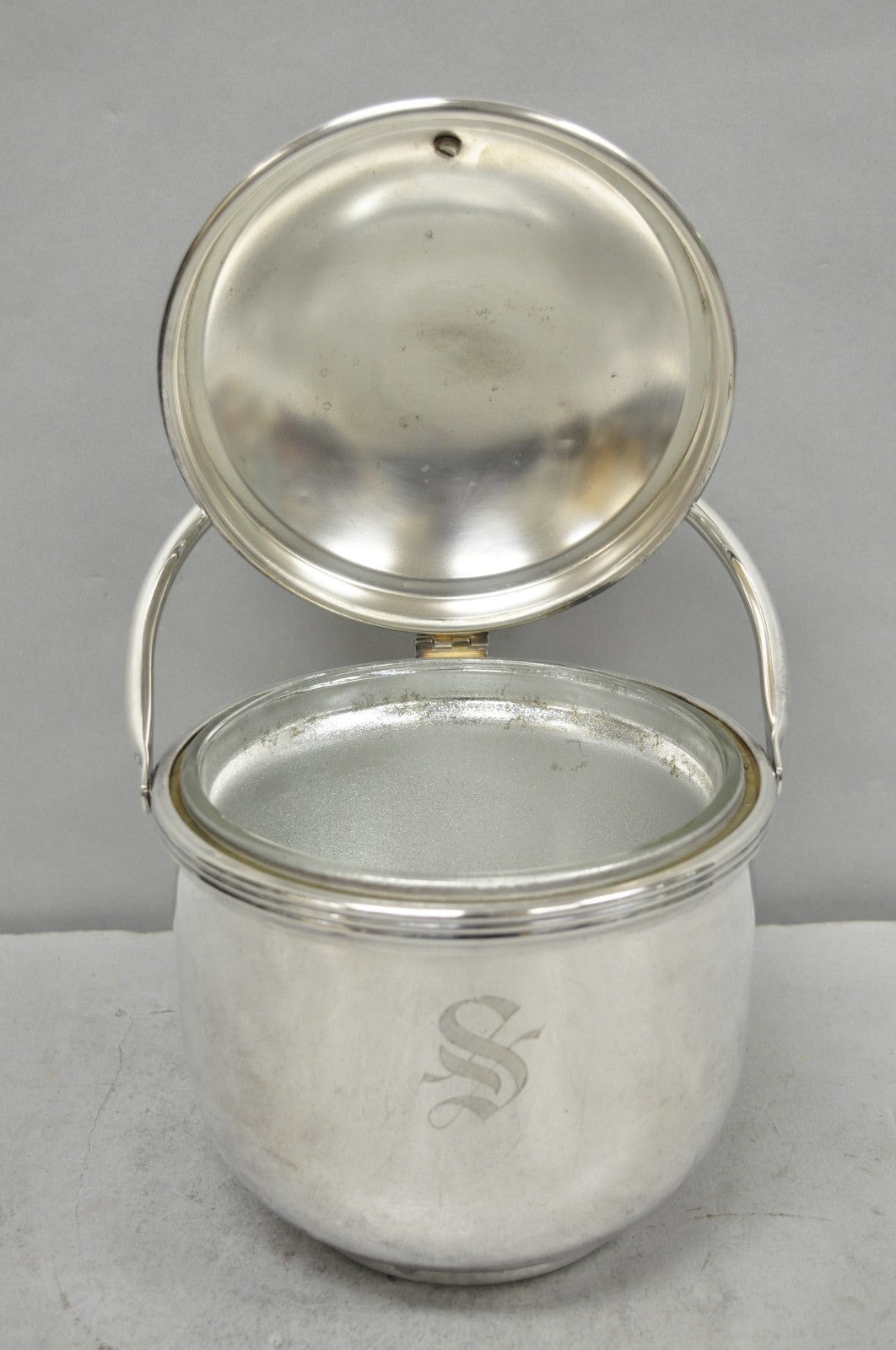 Vintage Art Deco Silver Plated Reticulating Hinge Bar Ice Bucket w/ "S" Monogram