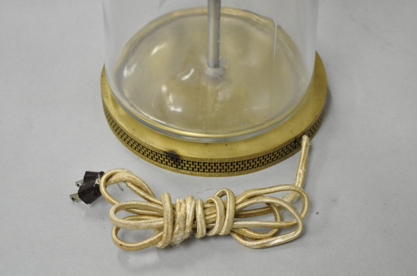 Antique Italian Hollywood Regency Faceted Clear Glass Greek Key Table Lamp