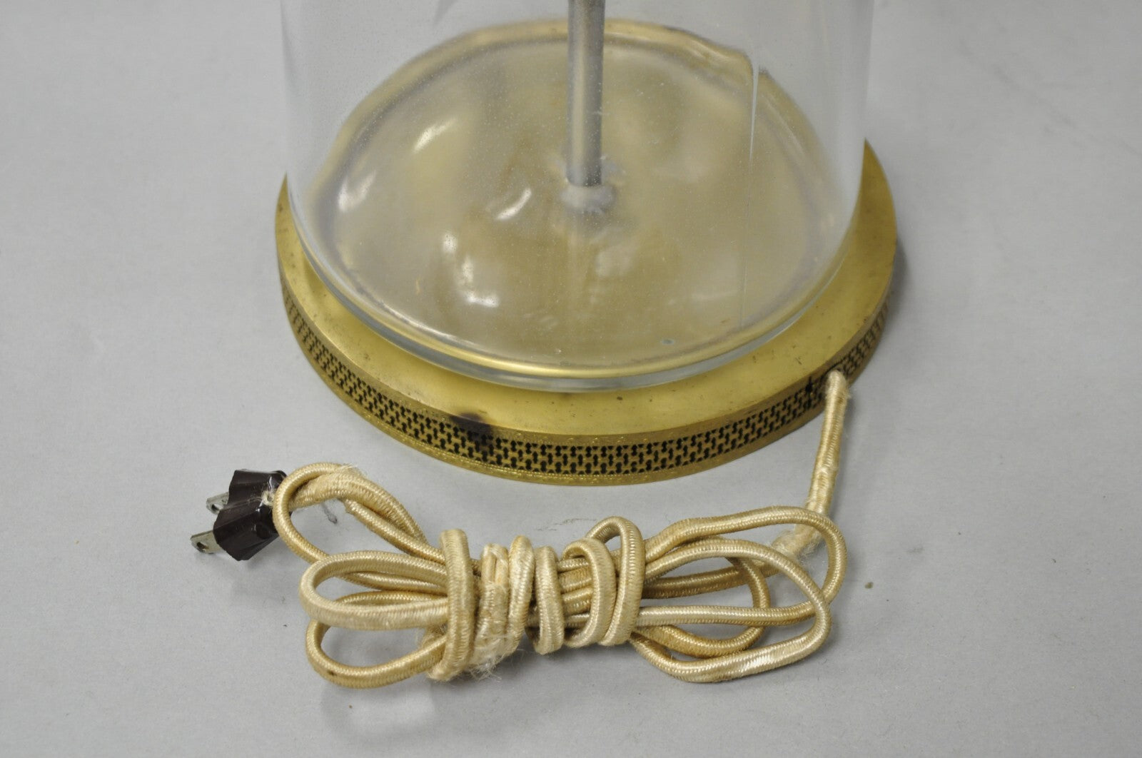 Antique Italian Hollywood Regency Faceted Clear Glass Greek Key Table Lamp