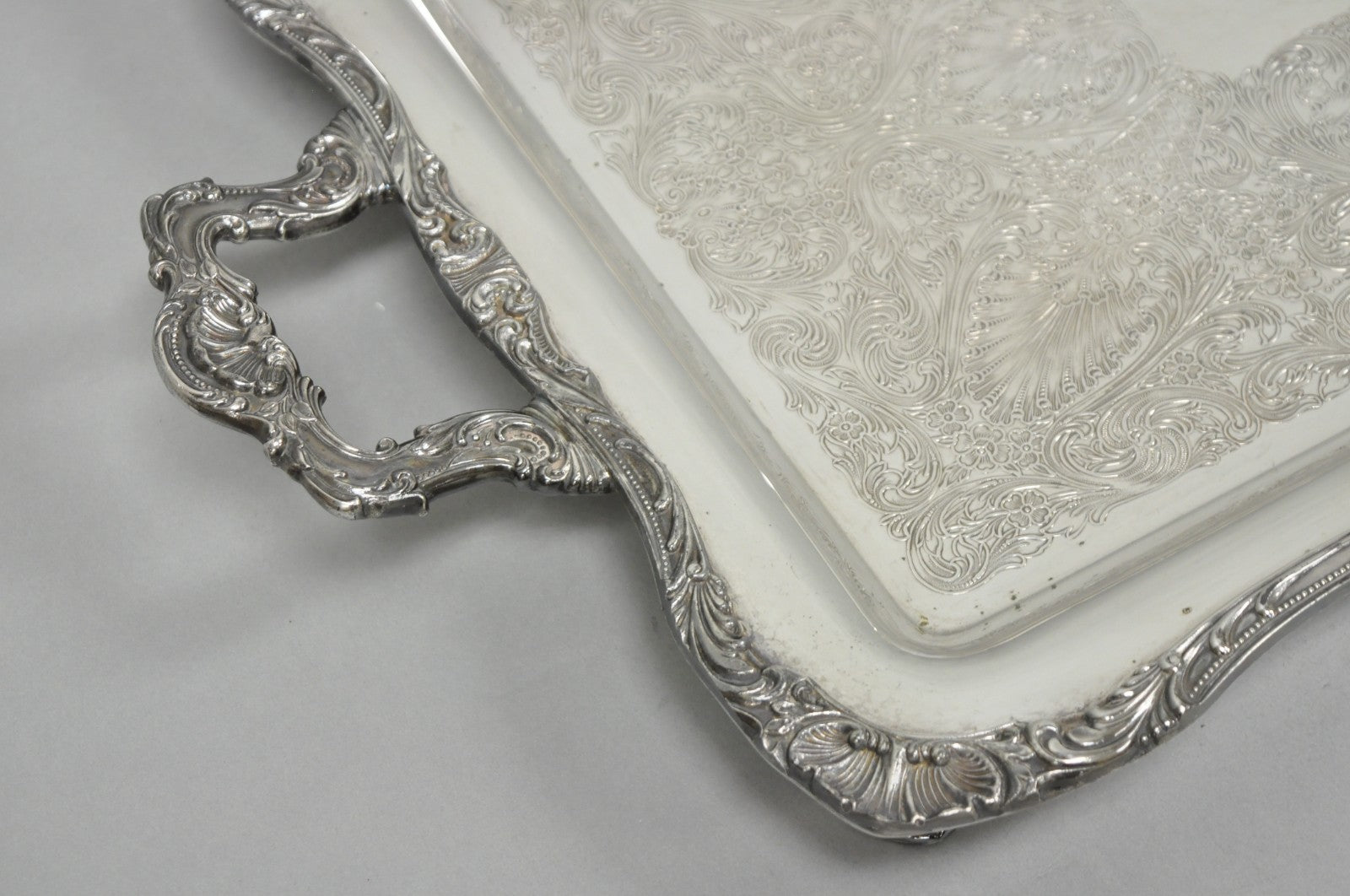 Vintage WM Rogers 290 Silver Plated Twin Handle Footed Bar Serving Platter Tray