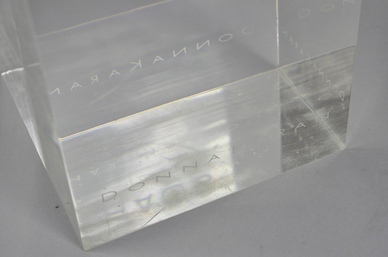 Donna Karan "Chaos" Heavy Acrylic Lucite Cube Perfume Retail Pedestal Display
