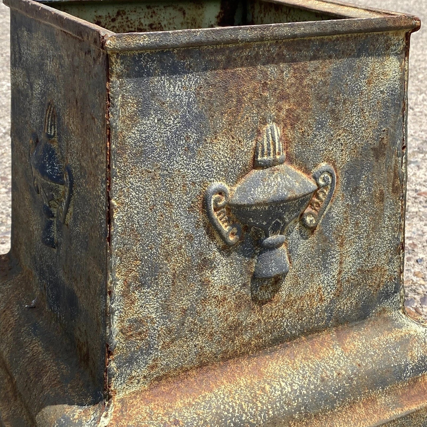 Vintage Neoclassical Style Green Cast Iron Garden Planter Urn Pedestal Base Pair