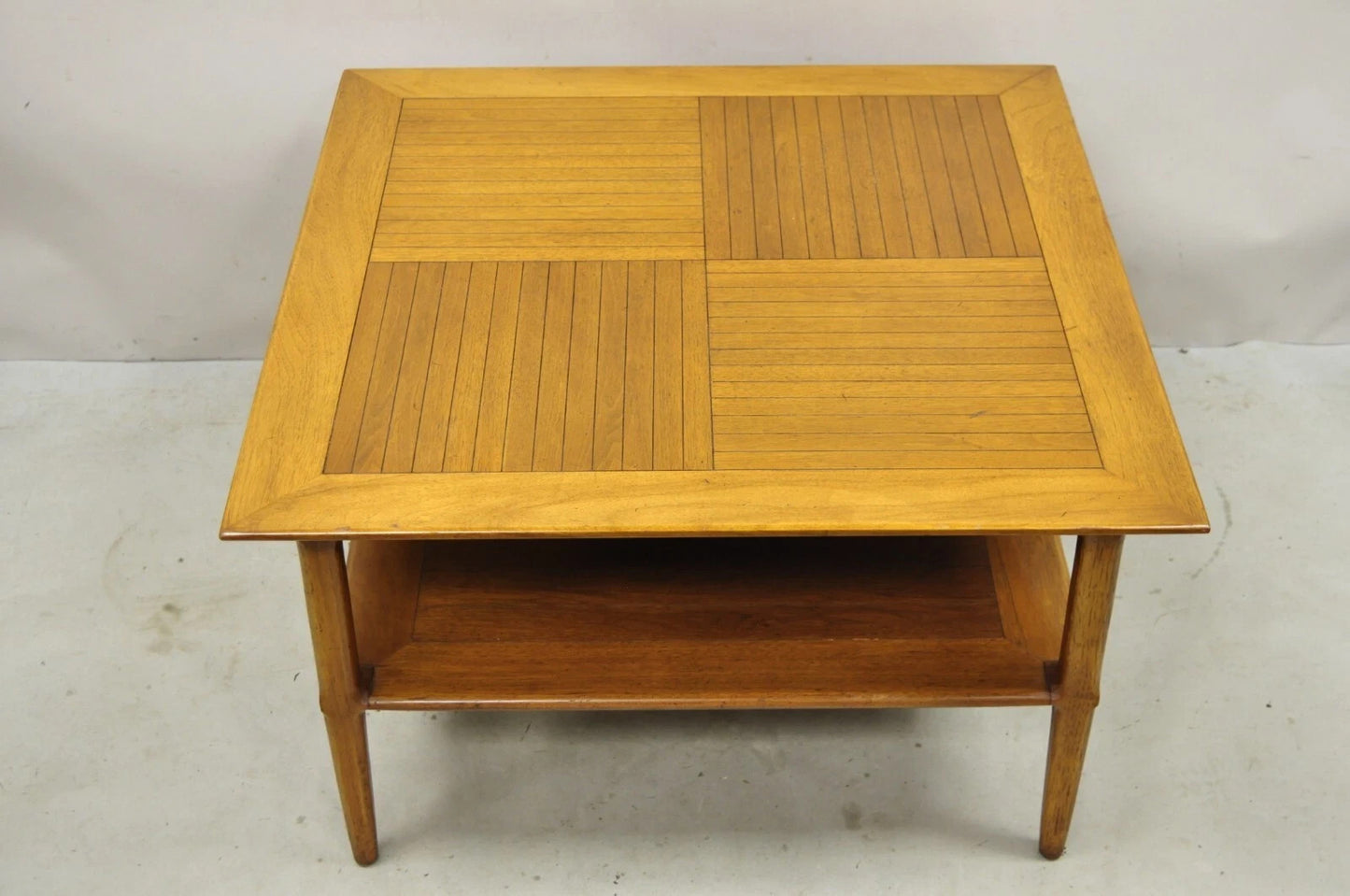Vintage Tomlinson Sophisticate Mid Century Modern Square Walnut Lamp Side Table