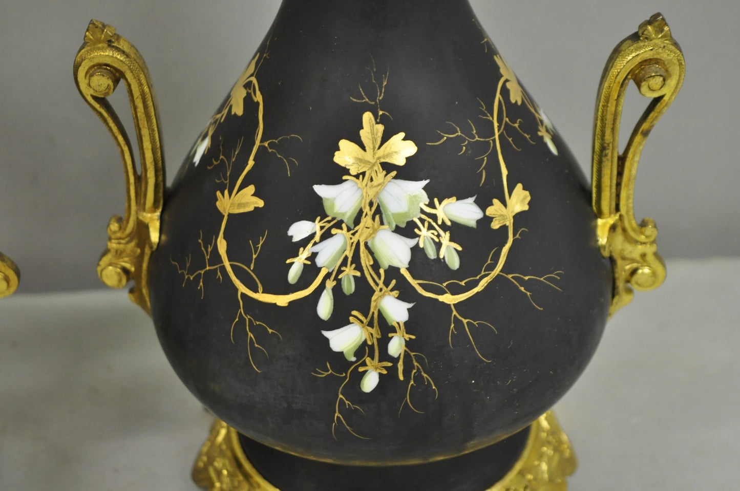 Antique Victorian French Black Porcelain Bronze Ormolu Oil Lamp Table Lamps Pair
