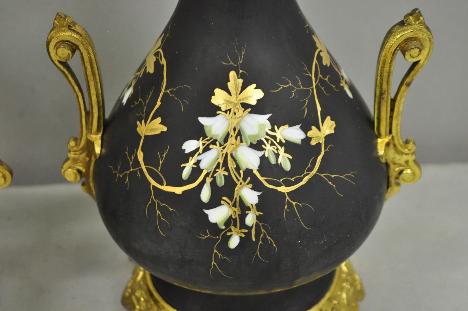 Antique Victorian French Black Porcelain Bronze Ormolu Oil Lamp Table Lamps Pair