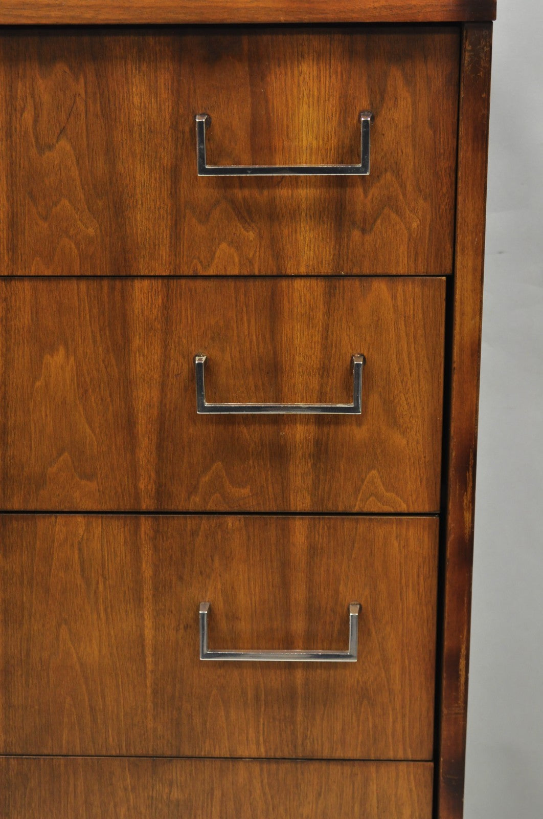 Vintage Mid Century Modern Walnut Veneer 4 Drawer Chrome Pull Tall Chest Dresser