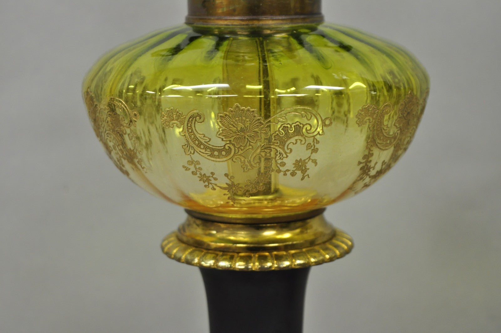 Antique Victorian French Black Porcelain Bronze Ormolu Oil Lamp Table Lamps Pair