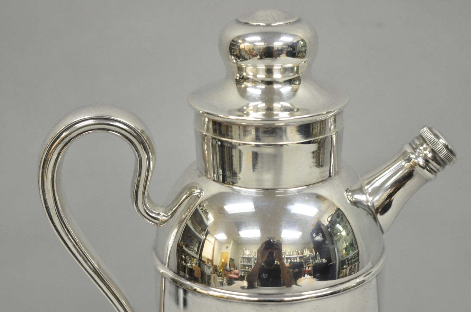 Vintage Art Deco English Silver Mg Silver Plated Martini Cocktail Shaker Pitcher